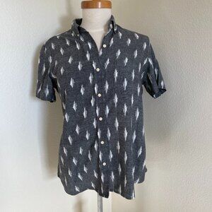 Kardo Wild Fang Shirt Womens Button Up Short Sleeve Top Gray White S Ikat Like